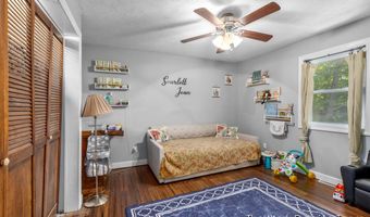 107 Elm St, Allegan, MI 49010