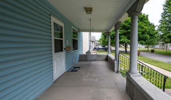 507 E 9th St, Auburn, IN 46706