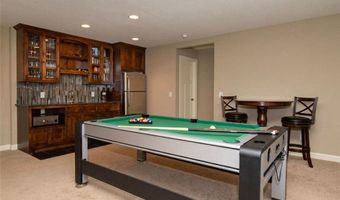 359 Riverside Cir, Anoka, MN 55303