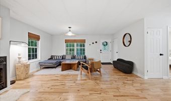 323 PALMER Rd, Basye, VA 22810