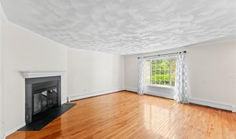 9 Eagle Run C, Warwick, RI 02818