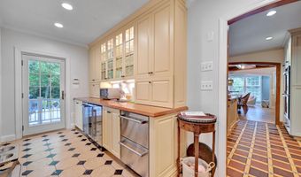 6907 BRADLEY Blvd, Bethesda, MD 20817