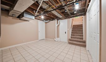 1400 Overlook Dr, Ashtabula, OH 44004