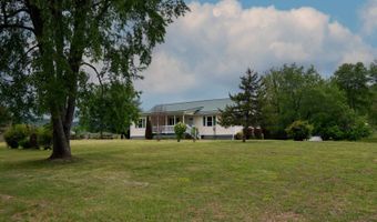 93 Lyall Hill Dr, Alderson, WV 24910