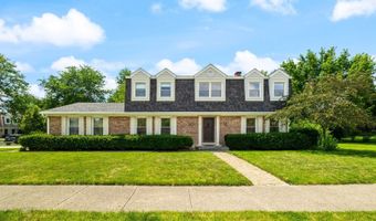 2218 N Williamsburg St, Arlington Heights, IL 60004
