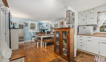 104 Tamarack St, Allegan, MI 49010