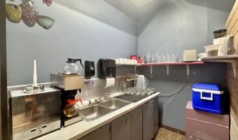 925 CHETCO Ave, Brookings, OR 97415