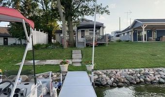3298 N Skinner Lake West Dr, Albion, IN 46701