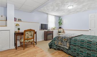 29 Morning Glory Rd, Cumberland, RI 02864