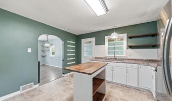 16 FORD Ave, Boonsboro, MD 21713