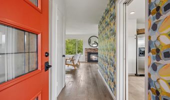 429 HARBOR LIGHT Rd, Alameda, CA 94501