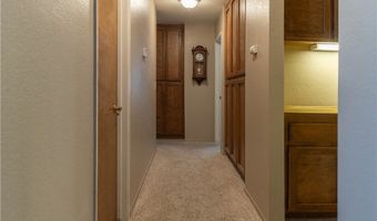 12386 Pawnee Rd, Apple Valley, CA 92308