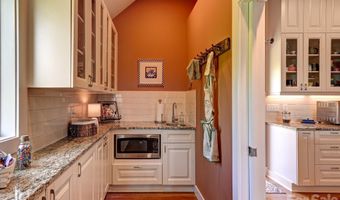 44 Dane Acres Dr, Alexander, NC 28701
