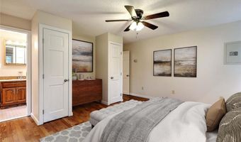130 Hope Hill Ter, Cranston, RI 02921