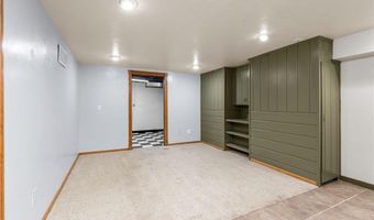 1218 4th Ave SE, Austin, MN 55912