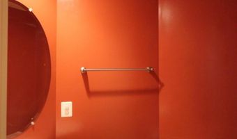 2831 11TH St N, Arlington, VA 22201