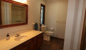 91 White Oak Dr, Batesville, IN 47006