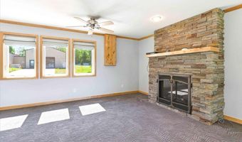 827 18th Ln, Arkdale, WI 54613