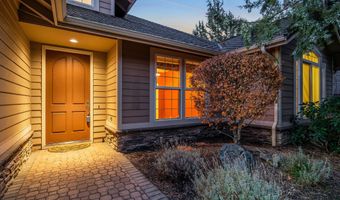 3269 NW Fairway Heights Dr, Bend, OR 97703