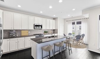 42703 WARDLAW Ter, Ashburn, VA 20147