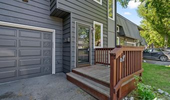 2044 Stonegate Cir, Anchorage, AK 99515
