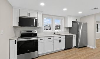 216 W HIGH St, Felton, DE 19943