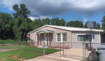 866 Mountain Rd, Asheboro, NC 27205