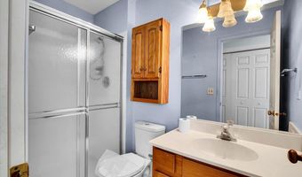 1735 Portsmith Ln 8-3, Arlington Heights, IL 60004