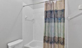 5513 GOLDEN ISLES Dr, Apollo Beach, FL 33572