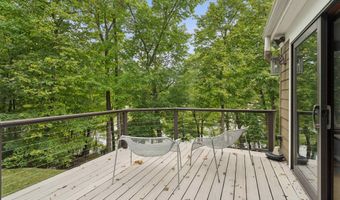 1331 N BRIARCLIFF Dr, Appleton, WI 54915