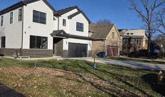 926 E Crest Ave, Addison, IL 60101