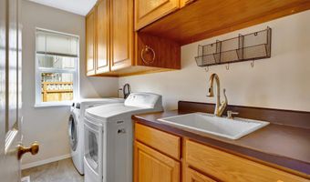 10640 Cutter Cir, Anchorage, AK 99515