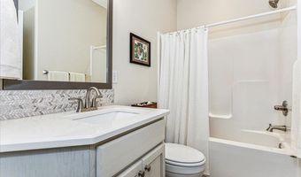 4867 N Prestwick Ave, Bel Aire, KS 67226