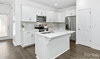 26 Walnut Springs Dr, Asheville, NC 28804