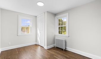 64 Fanway Ave, Bristol, CT 06010