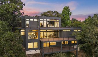 985 SE RIMROCK Ln, Milwaukie, OR 97267