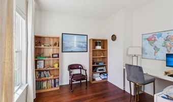 818 Hilliary Ln, Aurora, OH 44202