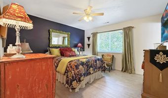 632 MEADOW Ln, Brookings, OR 97415