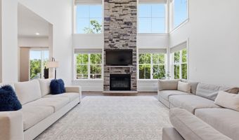 40452 WINDYHILL FARMS Dr, Aldie, VA 20105