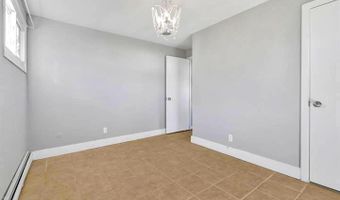 2806 ANZAC Ave, Abington, PA 19001