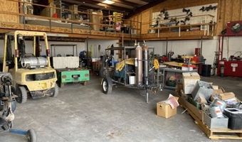 25 N Arlington Way, Big Water, UT 84741
