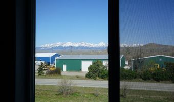 1004 Sheep Herder Ln, Big Timber, MT 59011