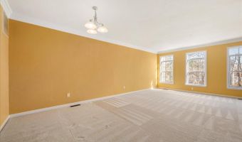 400 Williams St #12, Berlin, MD 21811