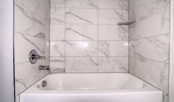 140 AVENUE B 206, Bayonne, NJ 07002