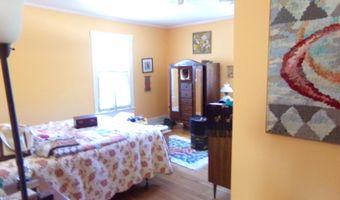 705 W Maple Ave, Alderson, WV 24910