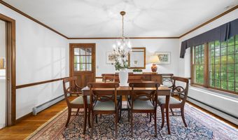 10 Candlewood Dr, Amherst, NH 03031