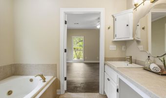 1918 Old Highway 16, Benton, MS 39039