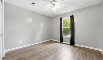 190 Fox Run Ln, Autryville, NC 28318