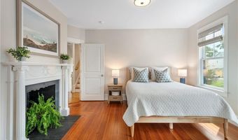36 Bull St, Newport, RI 02840