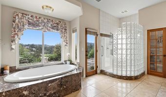 2281 Corner Creek Ln, Fallbrook, CA 92028